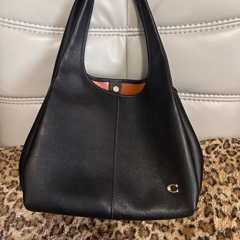 Coach Lana Pebble Leather Tote – Black